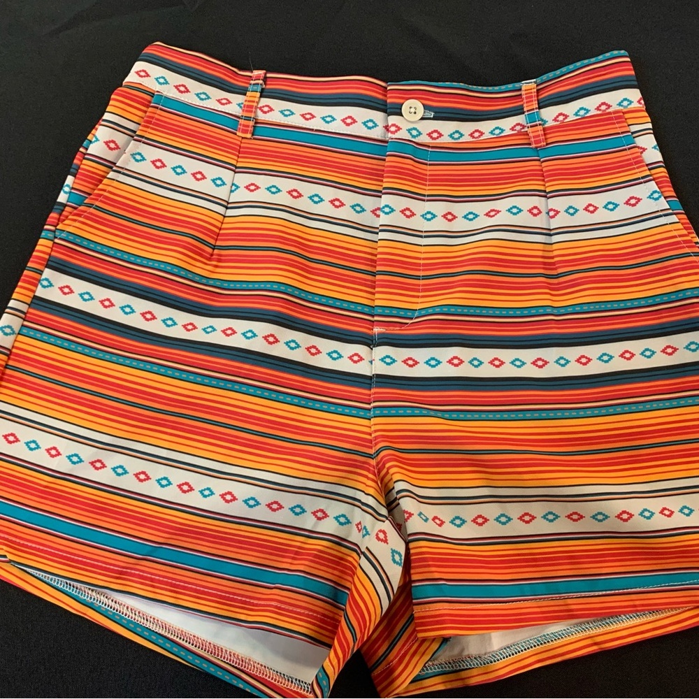 Rowdy crowd large shorts
